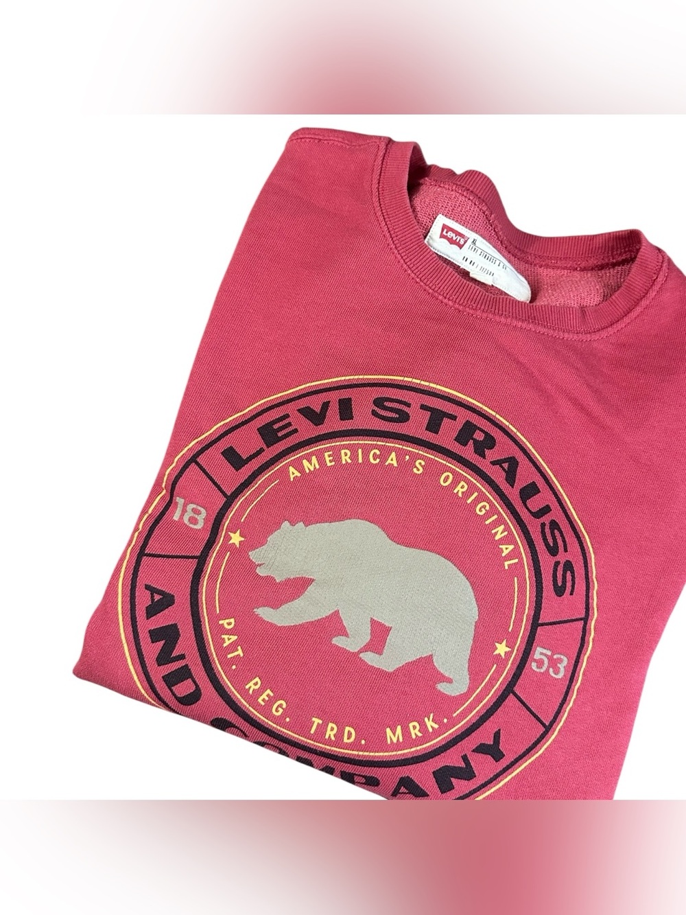 Levi’s Women’s XL Red Crewneck Sweatshirt Bear Logo Graphic Pullover